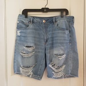 American eagle Tomgirl Bermuda shorts